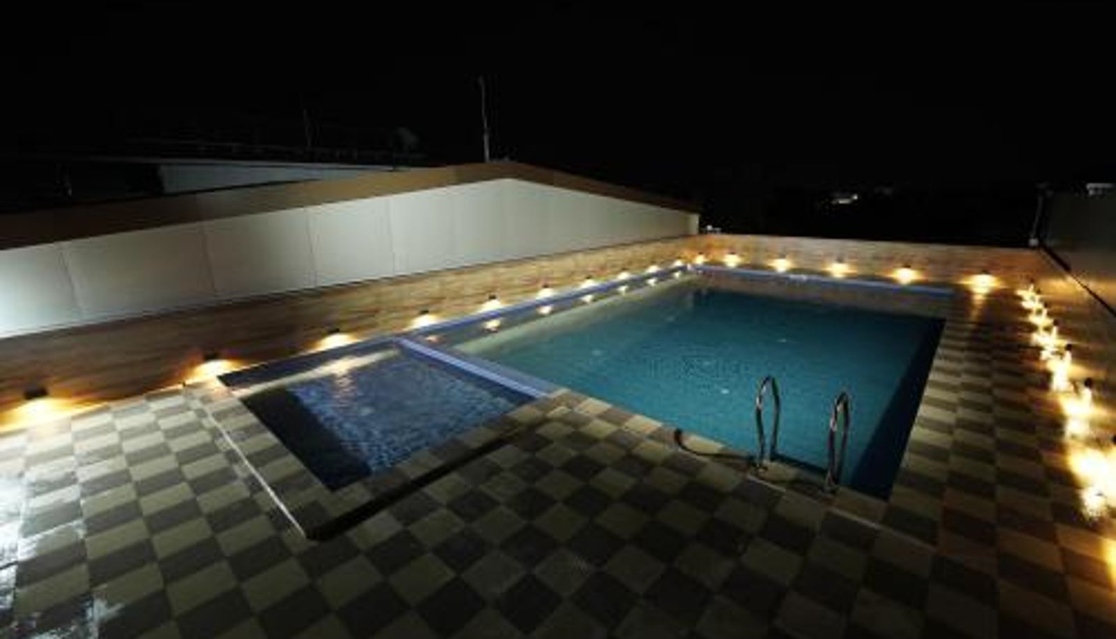 Info - Hotel Newline Orchid