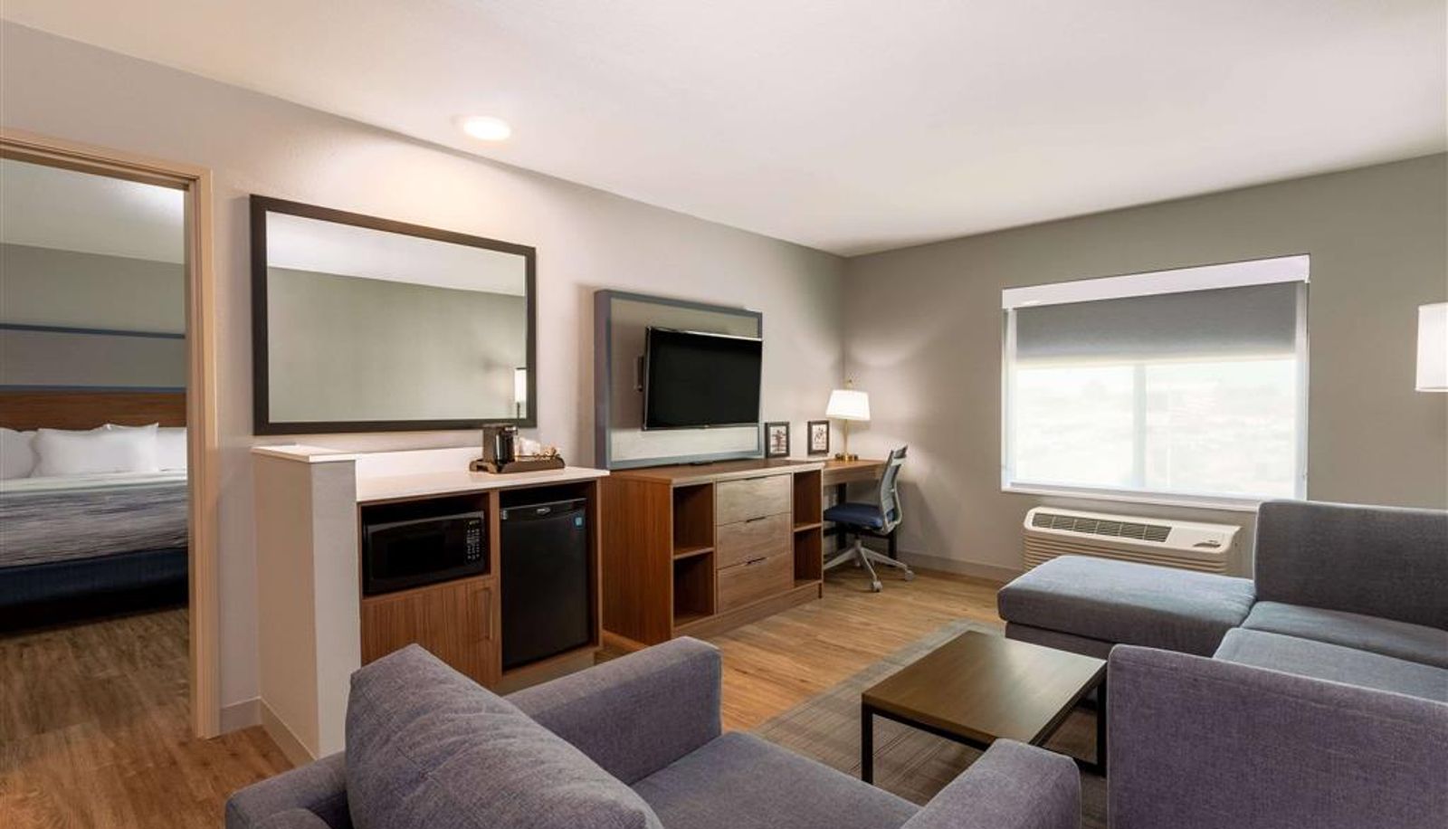 Room - AmericInn by Wyndham Mountain Home