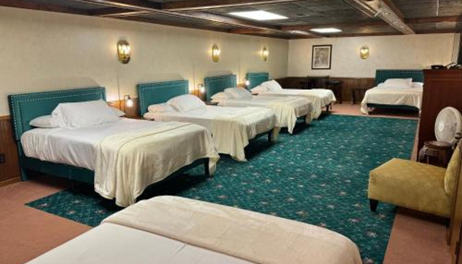 Info - Fenway House Hotel