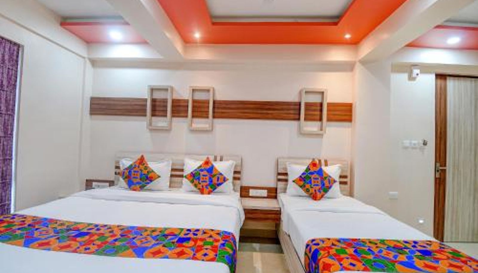 Info - FabHotel The Lily - Nr Bisarjan Ghat