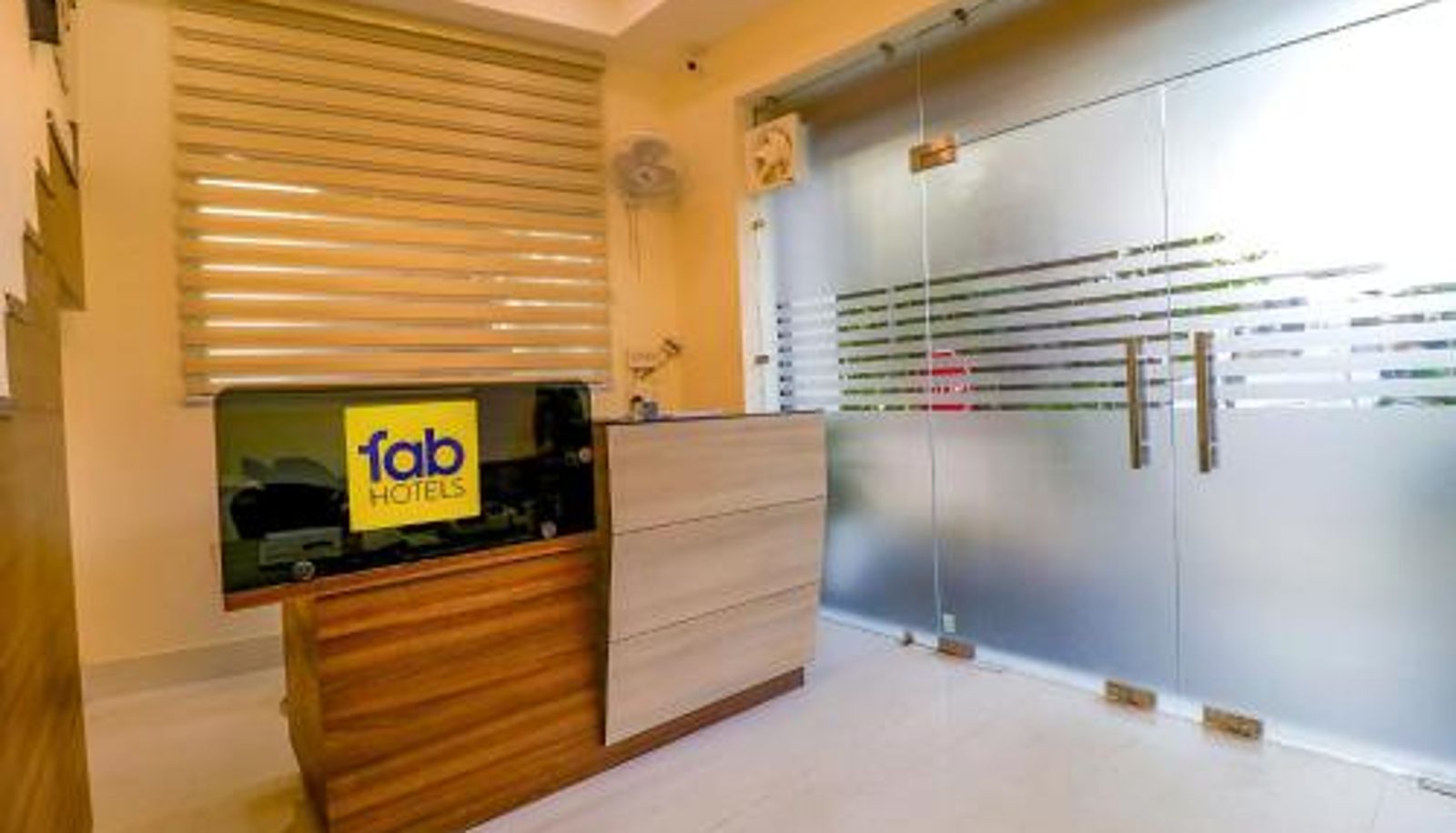 Rezeption - FabHotel Prime K9 Regency