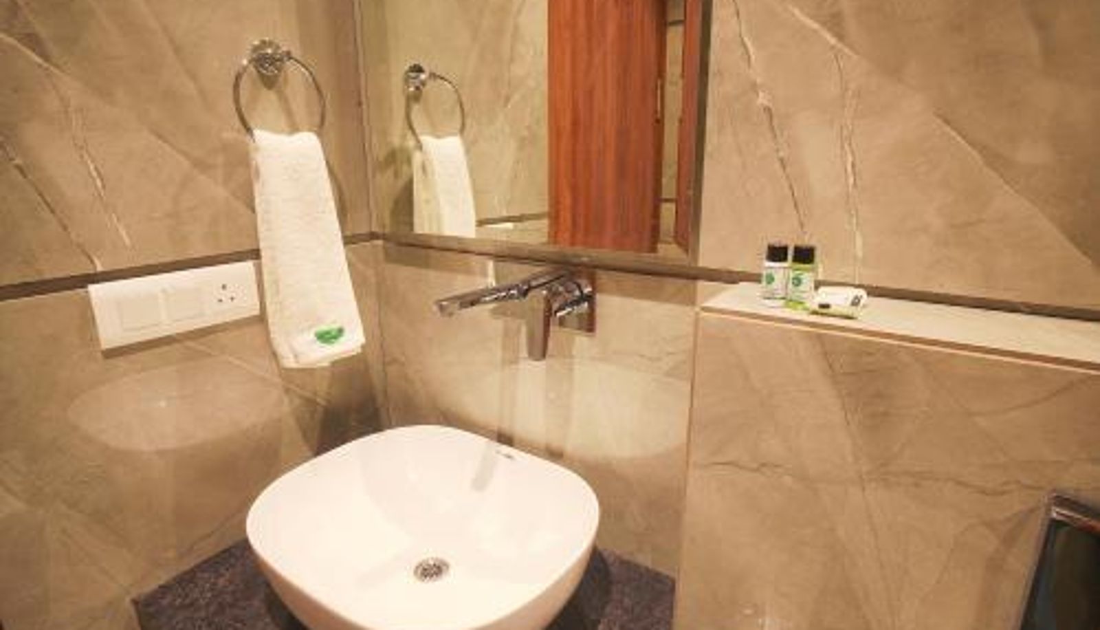 Zimmer - Hotel Green Land Heights