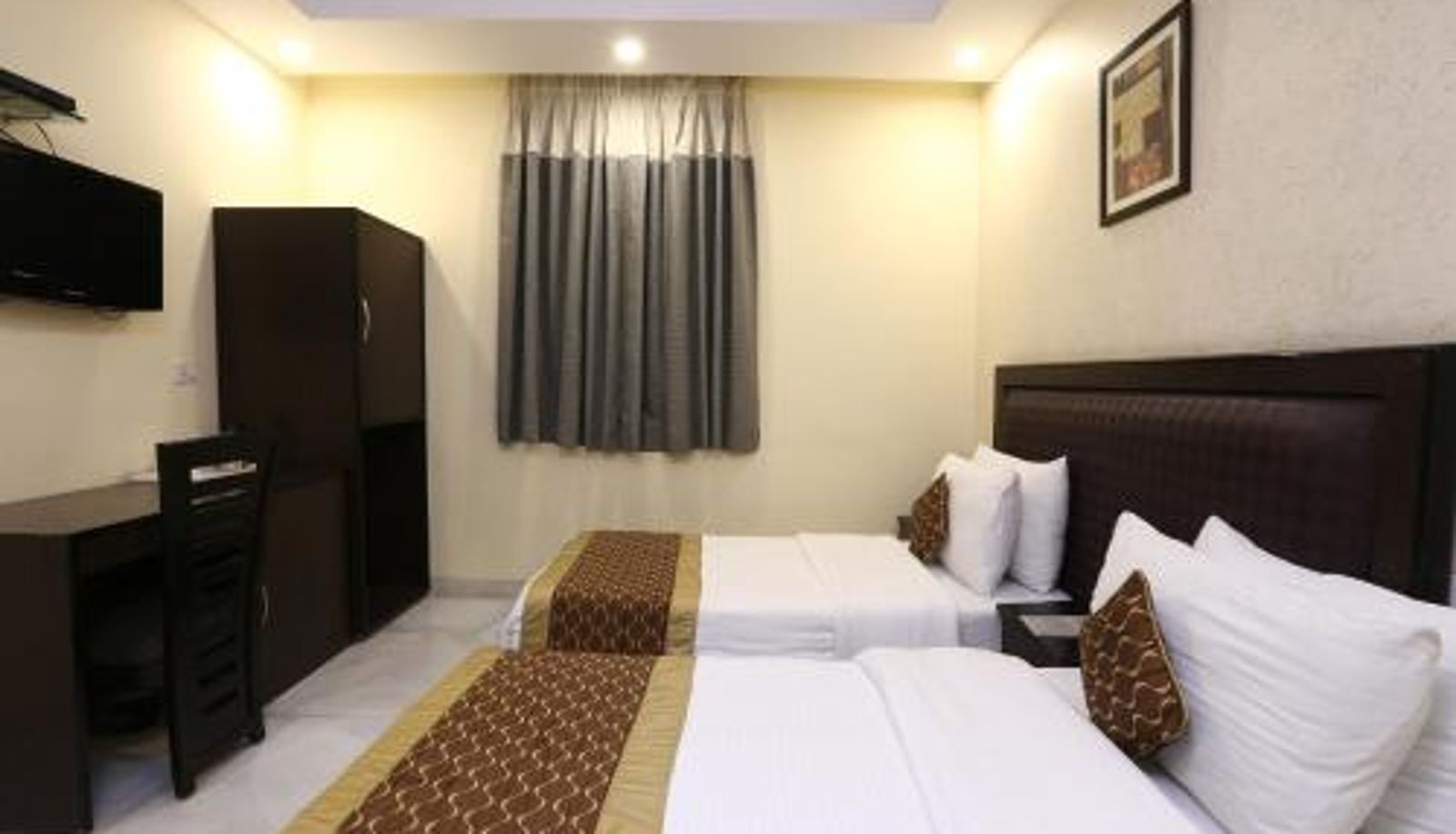 Zimmer - Hotel Kingston Park near Ganga Ram Hospital