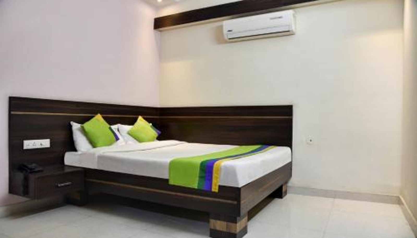 Room - Treebo Royal Sun Palace MP Nagar Zone 2