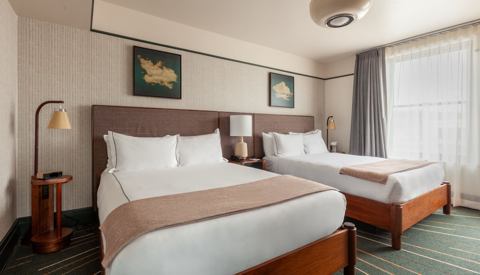 Room - The Flat Iron Hotel