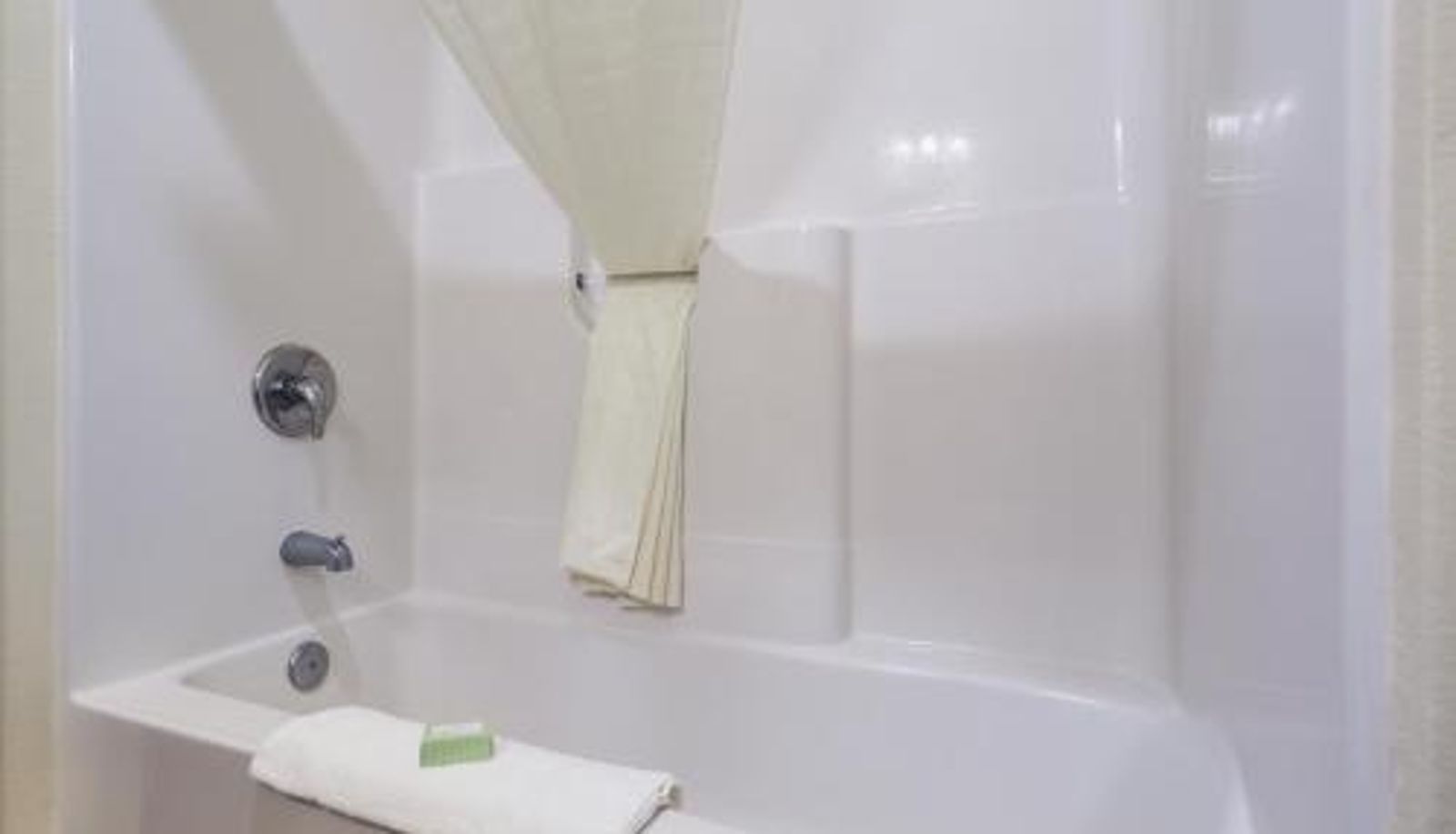 Suite - Cobblestone Inn & Suites-Fremont
