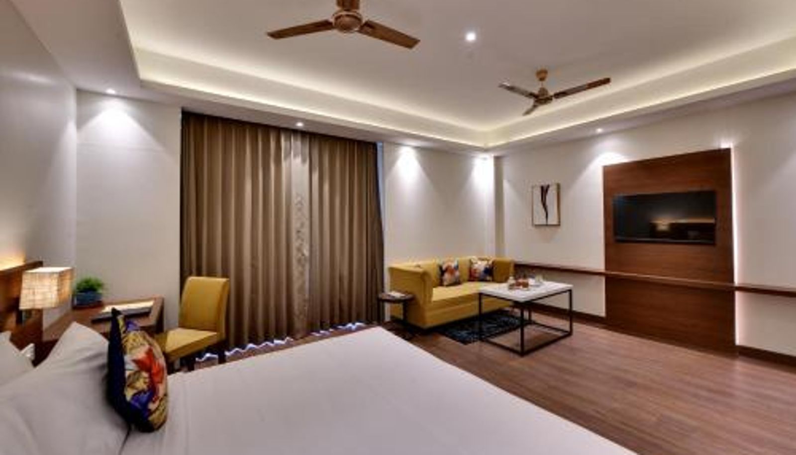 Zimmer - The Fern Alwar Sariska