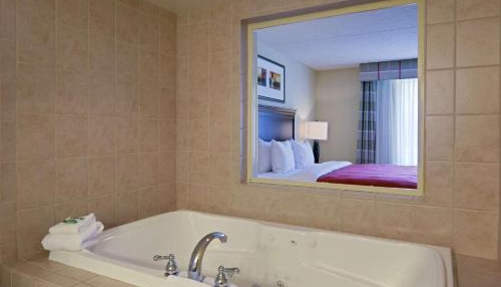 Room - VA  Fredericksburg Country Inn & Suites by Radisson
