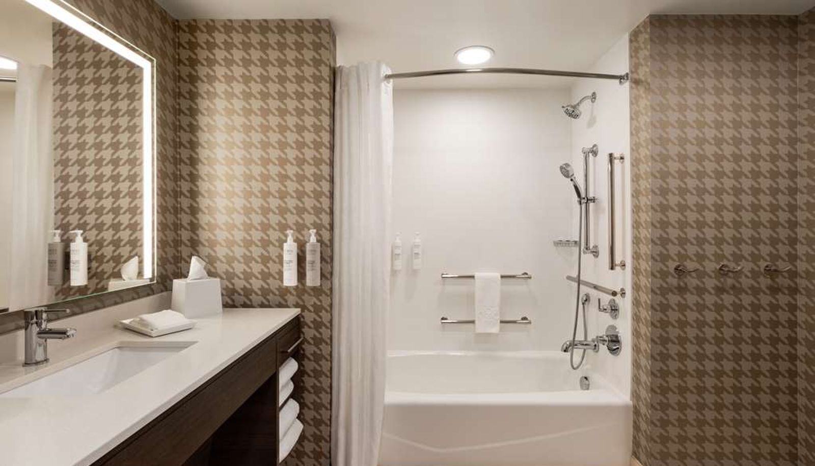 Zimmer - Home2 Suites by Hilton Cheyenne