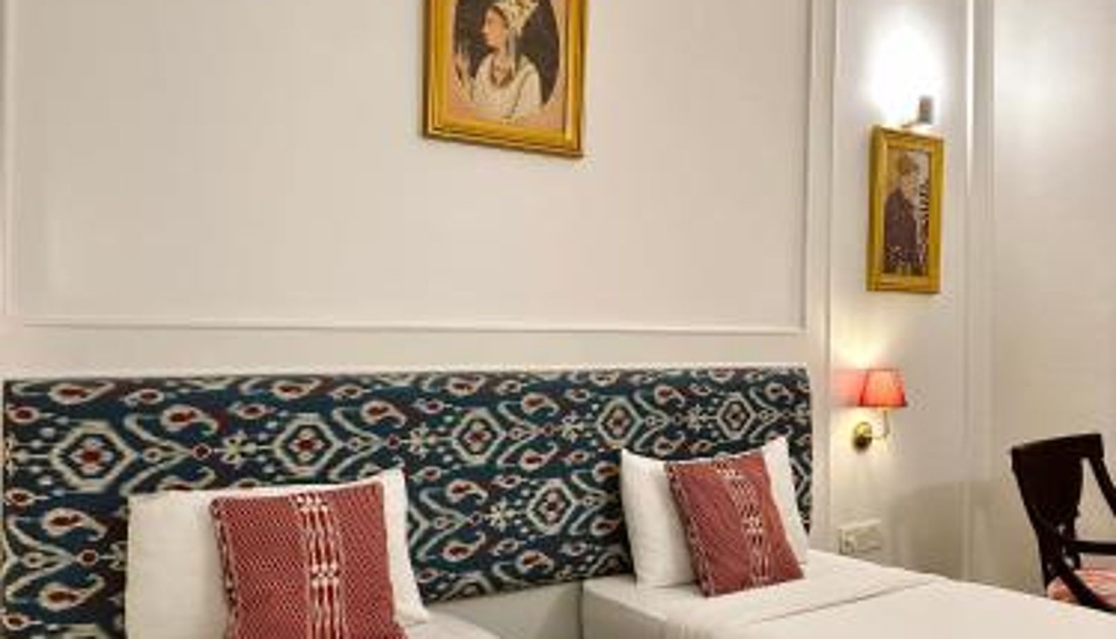 Info - Hotel Atulyaa Taj
