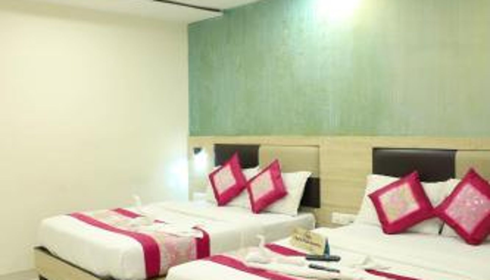 Camera - Hotel Plaza Executive - near BKC