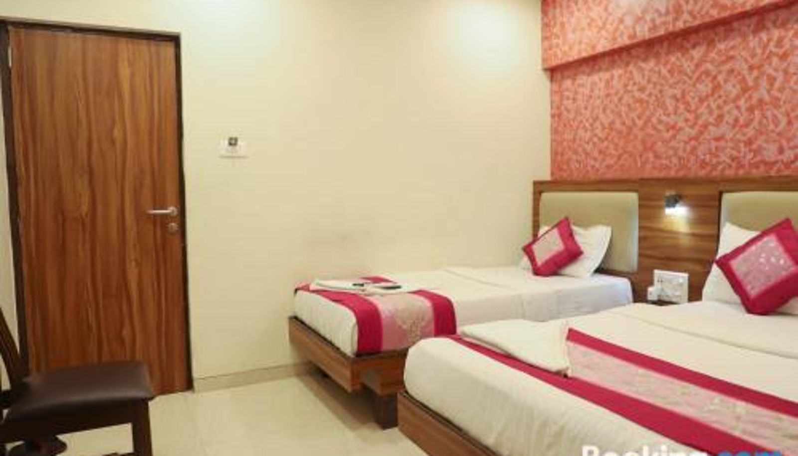 Camera - Hotel Plaza Executive - near BKC