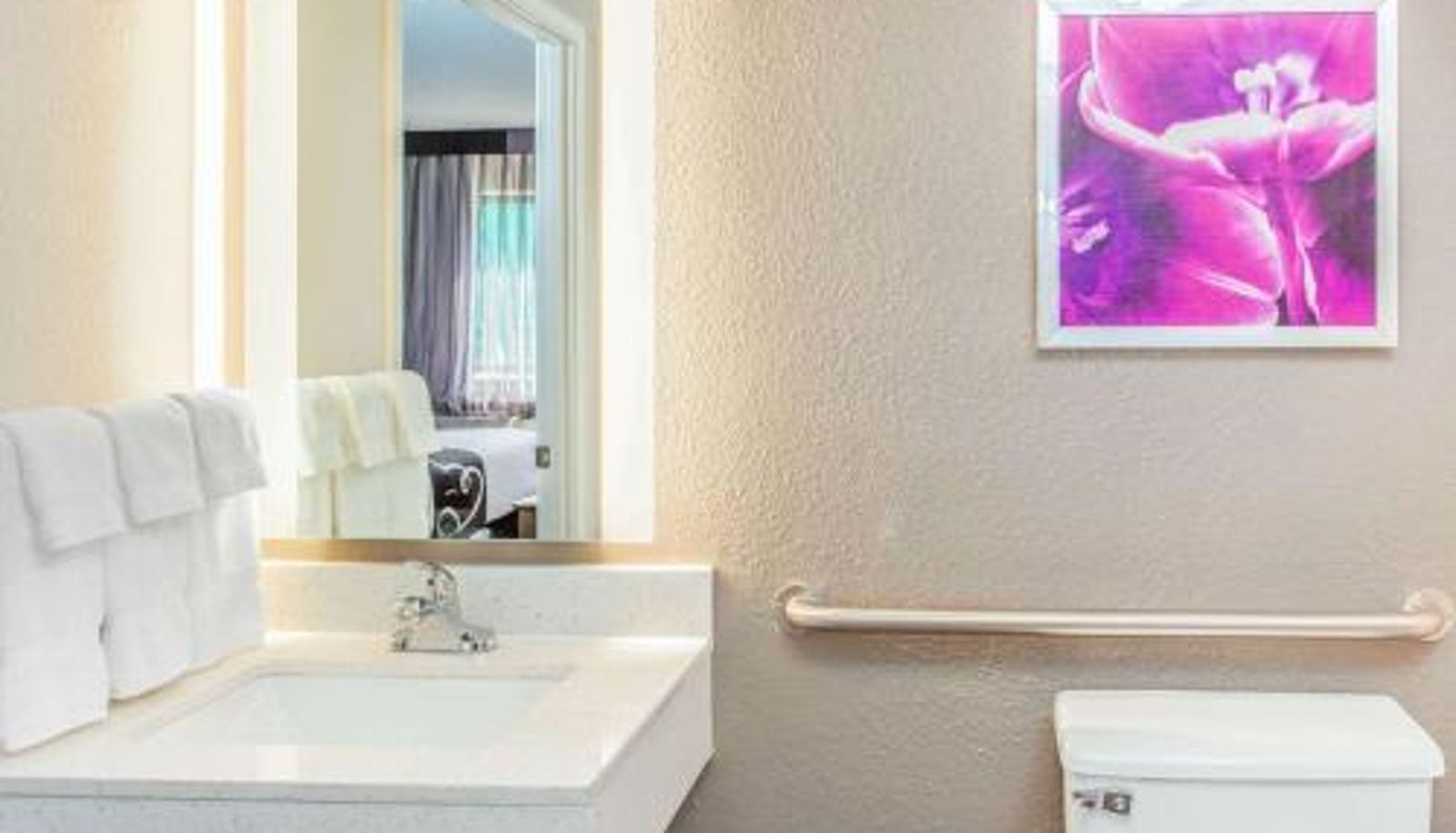 Cuarto de baño - La Quinta by Wyndham Lubbock West Medical Center