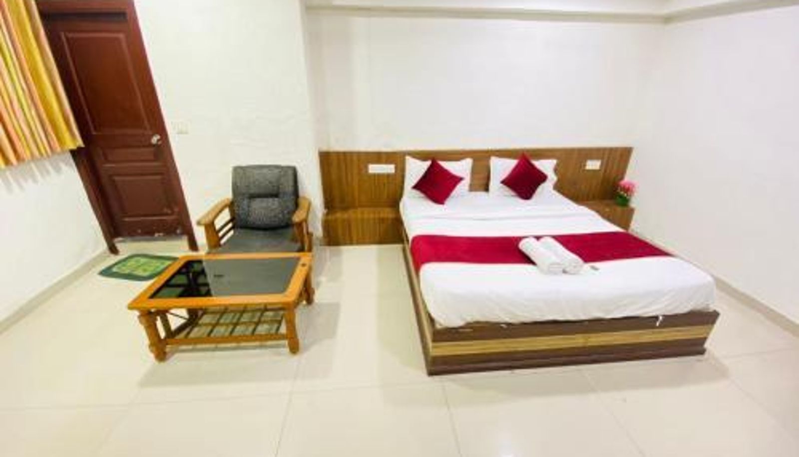 Camera - Pakwan Sg Highway Hotel Royal Stay