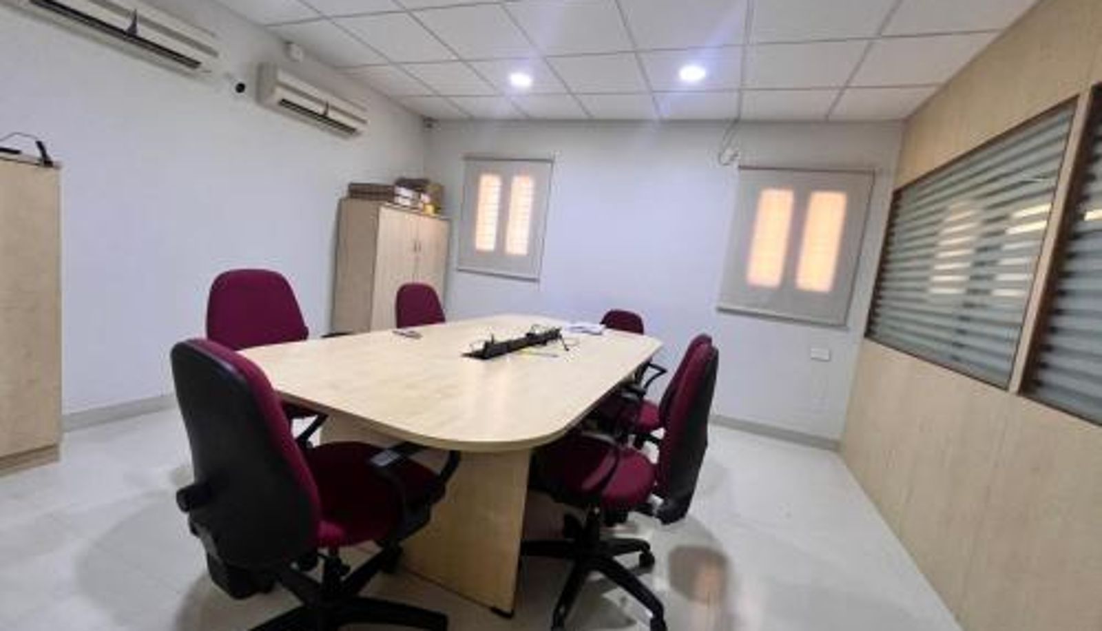 Business-centrum - Padma Homes Stay- Luxury Service Apartment 1BHK & 2BHK & 3BHK