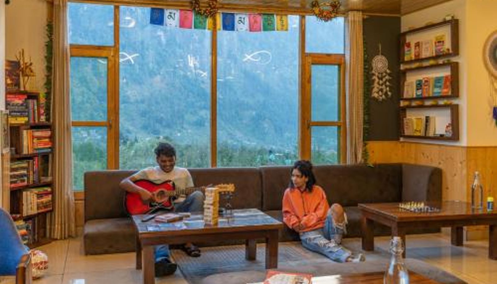 Info - Manali - Pet Friendly - Balcony Rooms - Crown Palace  A Boutique Stay The 14 Gables