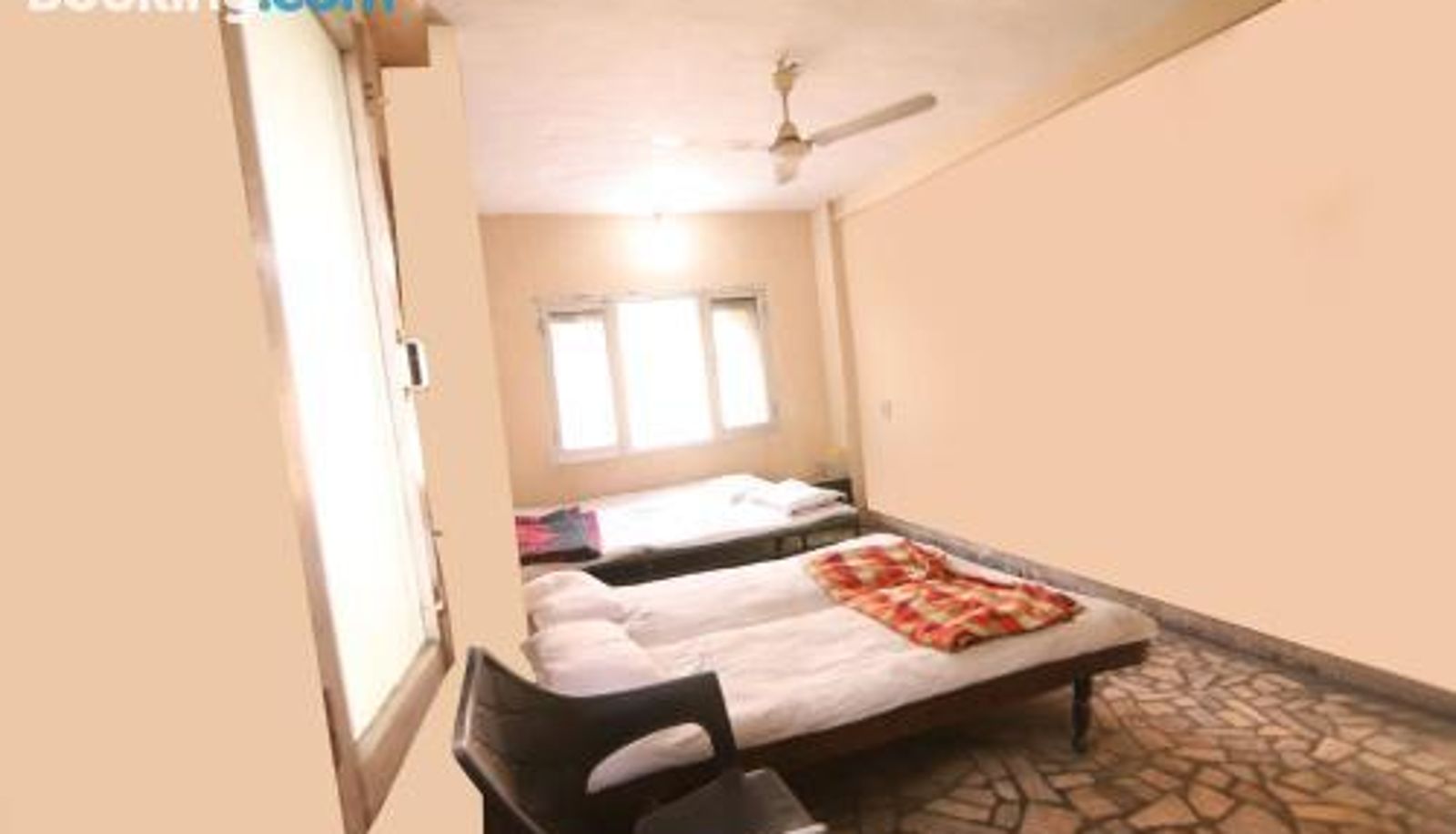 Triple room - Hotel Raj Guest House