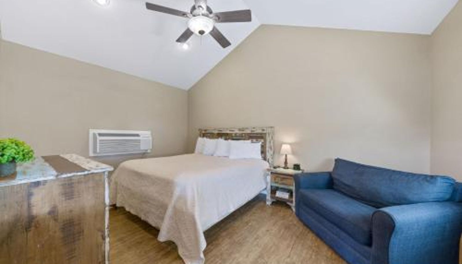 Apartment - Blanco Riverside Cottages