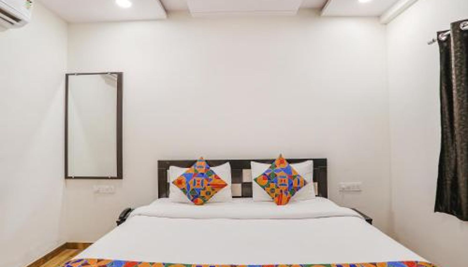 Info - FabHotel Royal Stay - Beltarodi