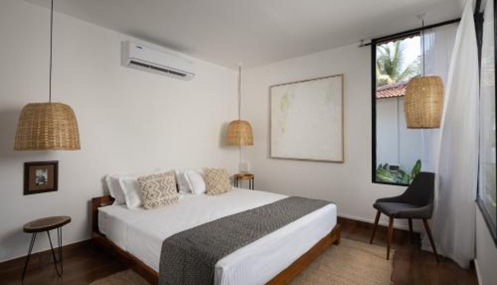 Suite - Pont Bleu Suites - boutique hotel -Riverside & Pool