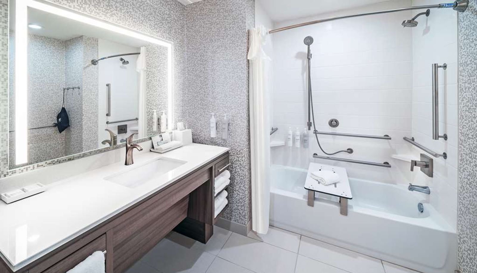 Zimmer - Home2 Suites by Hilton Weatherford
