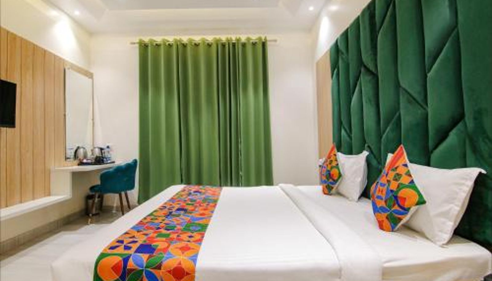 Dreibettzimmer - FabHotel Punjab Pride