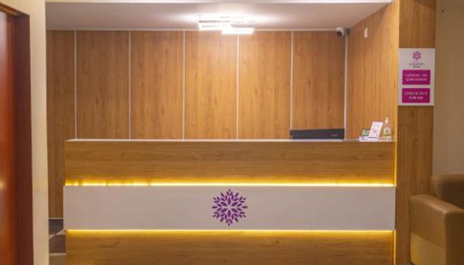 Rezeption - Hotel Comfort Park - Opposite Sri Ramachandra Medical College Porur