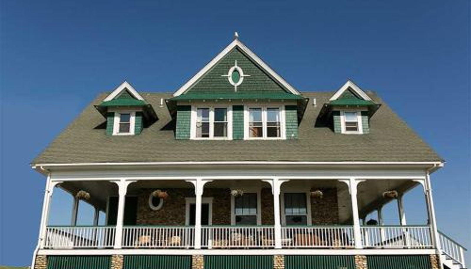 Info - The Sullivan House