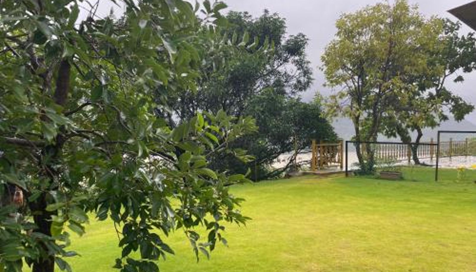 Camera - The Green Gate Resort Mulshi