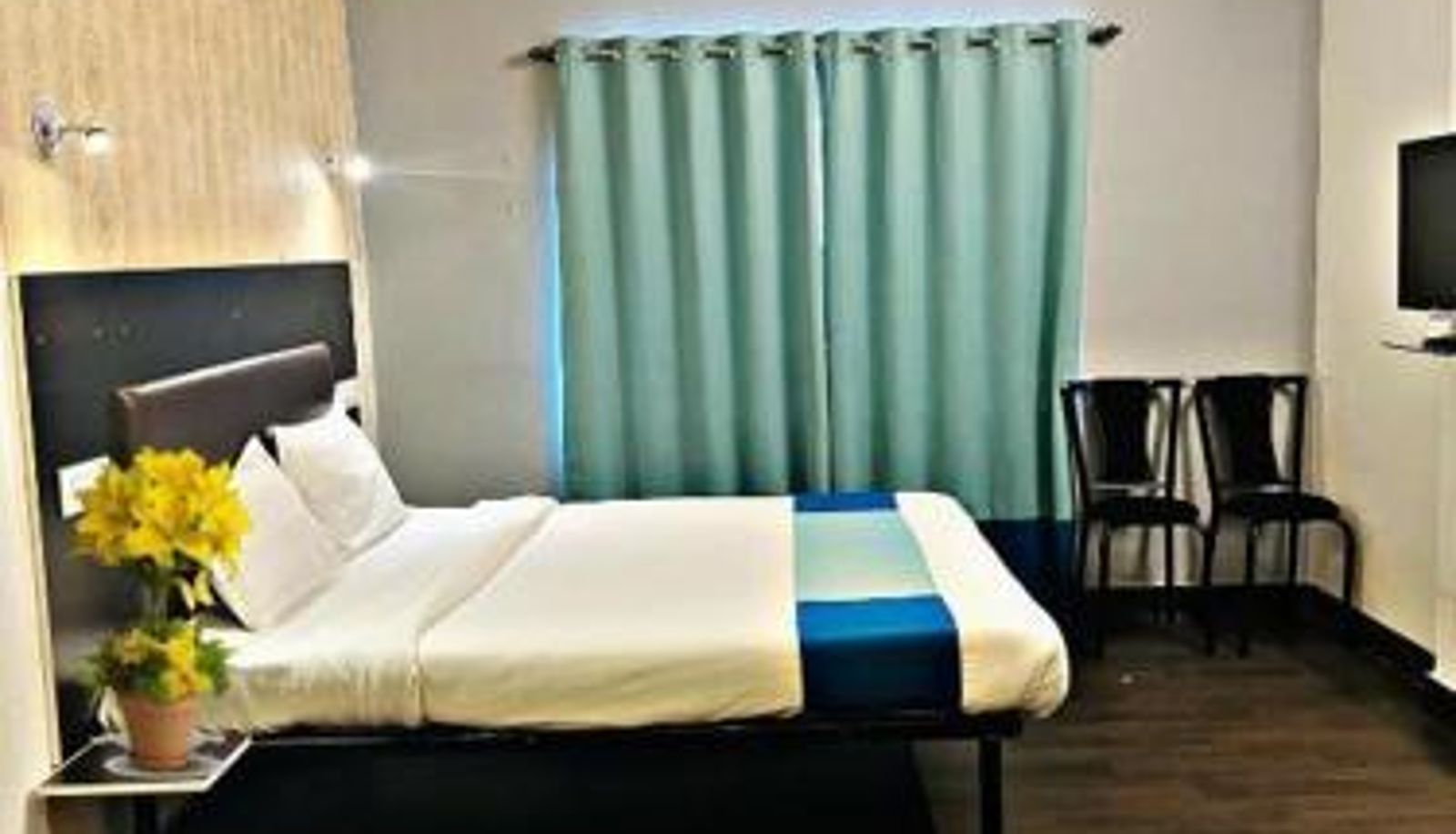 Camera standard - Udupi Comforts