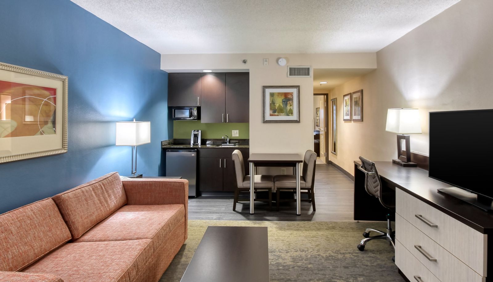 Zimmer - Holiday Inn & Suites ATLANTA AIRPORT-NORTH by IHG