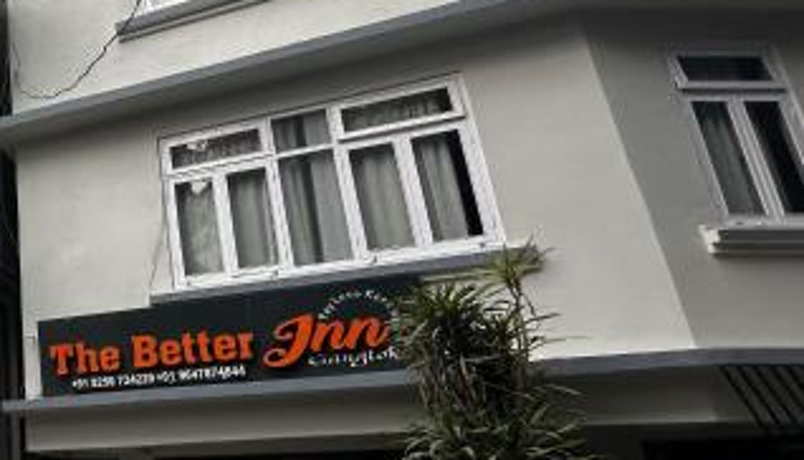 Area esterna dell'hotel - The Better Inn