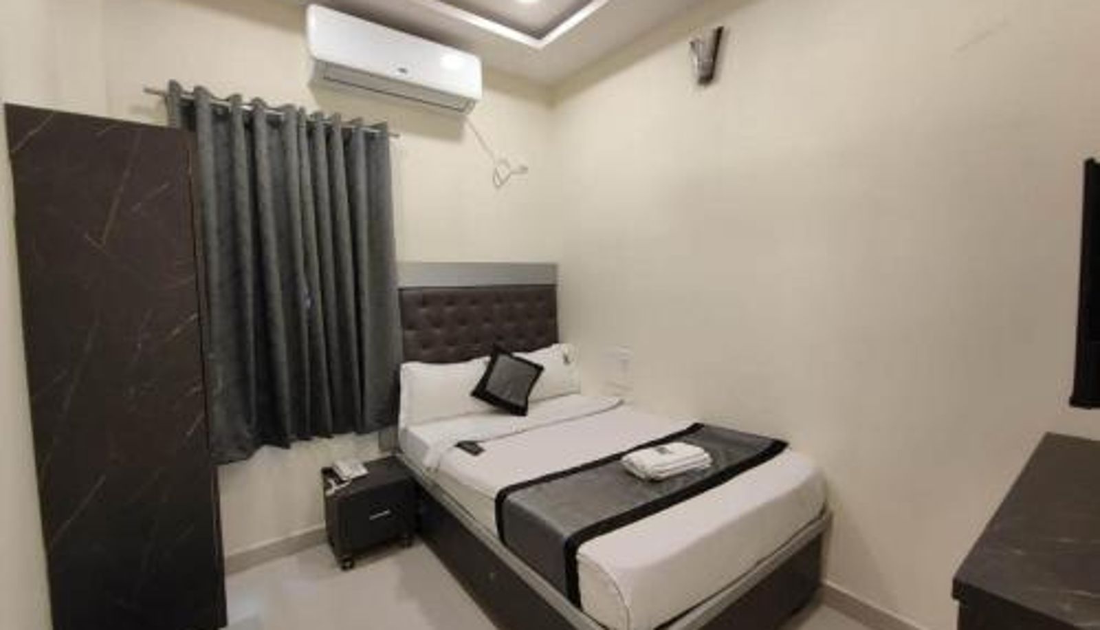 Habitación estándar - HOTEL VIGHNESHWARA INN