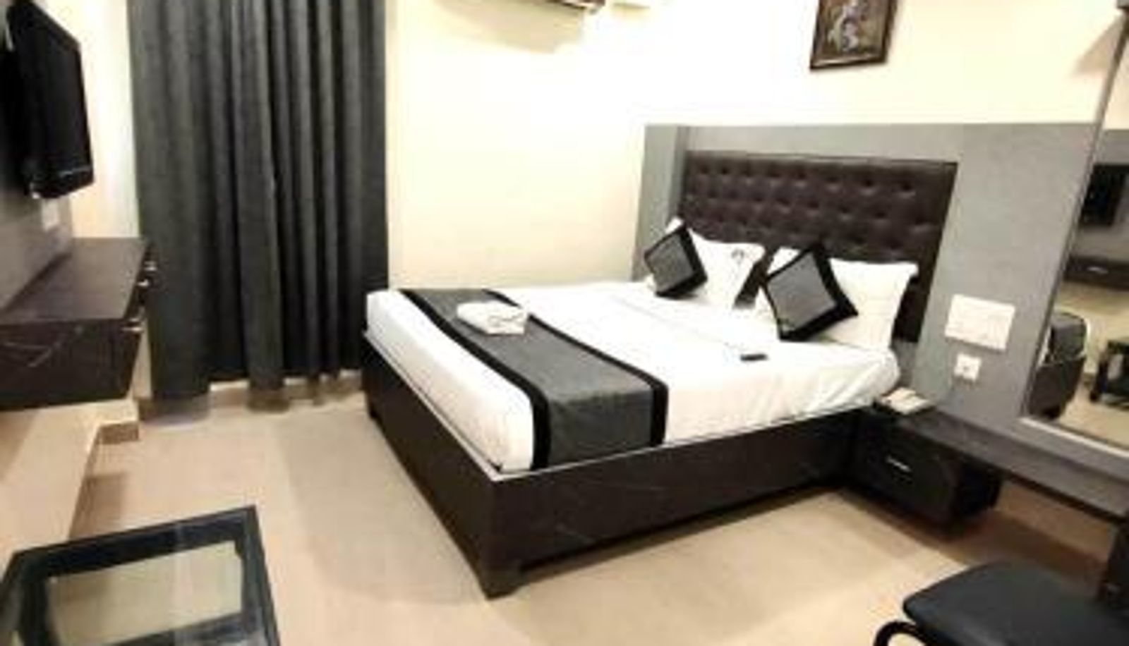 Habitación estándar - HOTEL VIGHNESHWARA INN