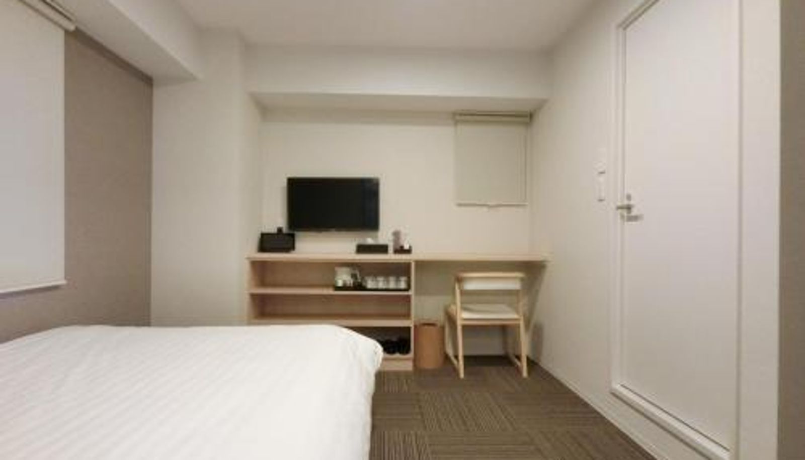Camera standard - The Light Inn Tokyo