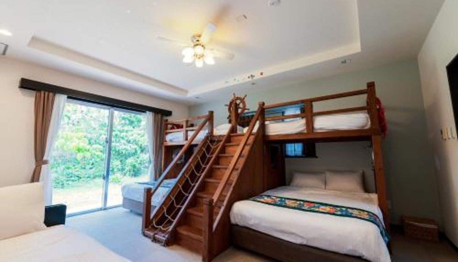 Apartment - Scallop Beach Condominium