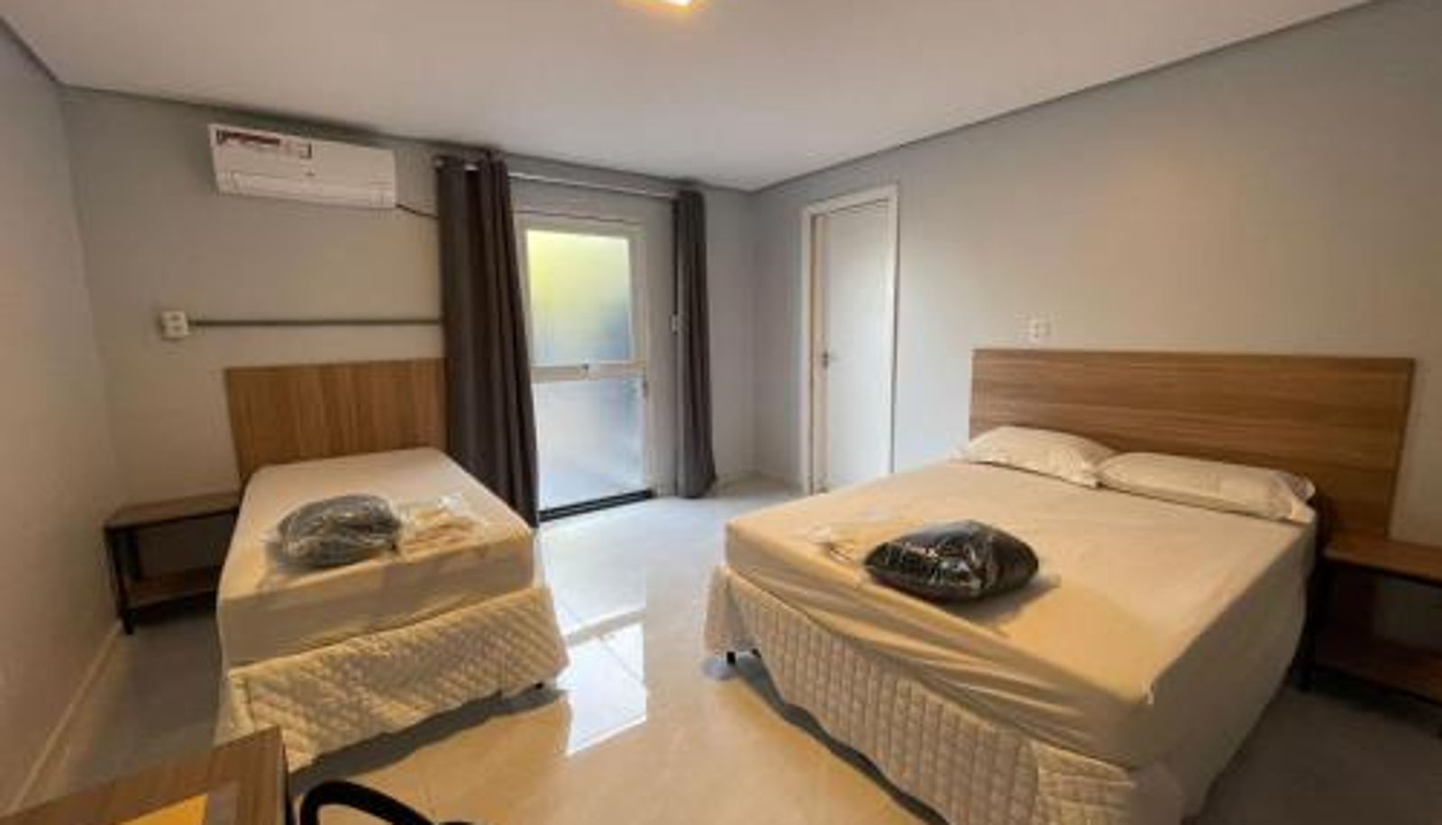 Info - WS Suítes Hotel