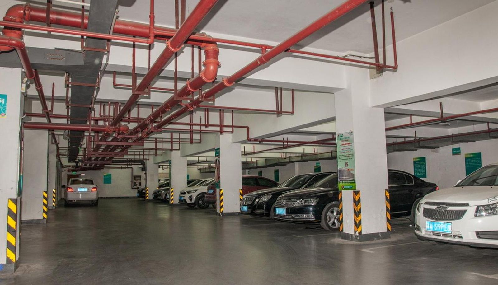 Vista interior - ZHENGJIANG JINGKOU XUEFU RD