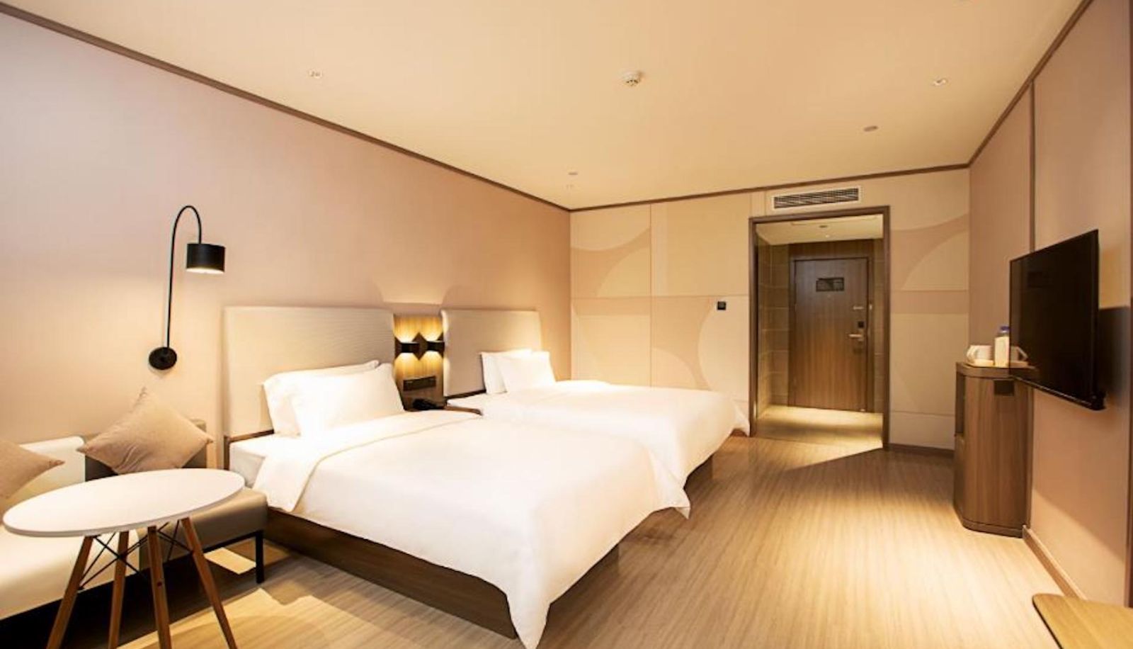 Camera - Hanting Zhengzhou Zhongyuan Aquatic Products Logistics Port Hotel