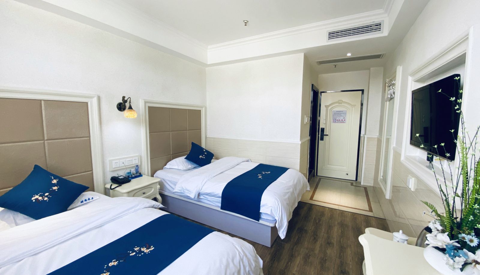 Kamer - Yilai Fuyang Wanda Baolong Plaza Hotel