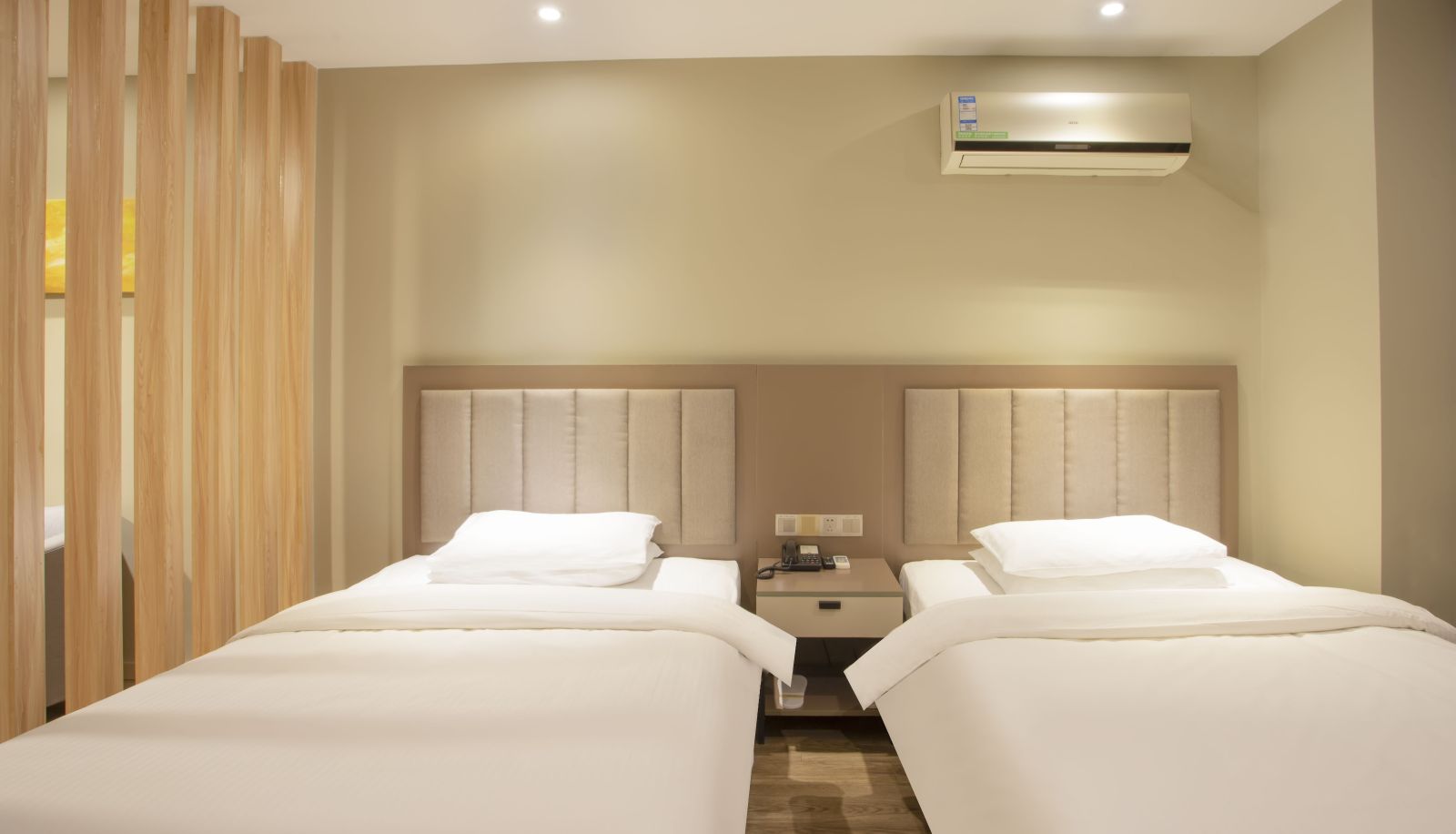 Kamer - Yilai Suzhou Xiangcheng Weitang Pearl City Hotel