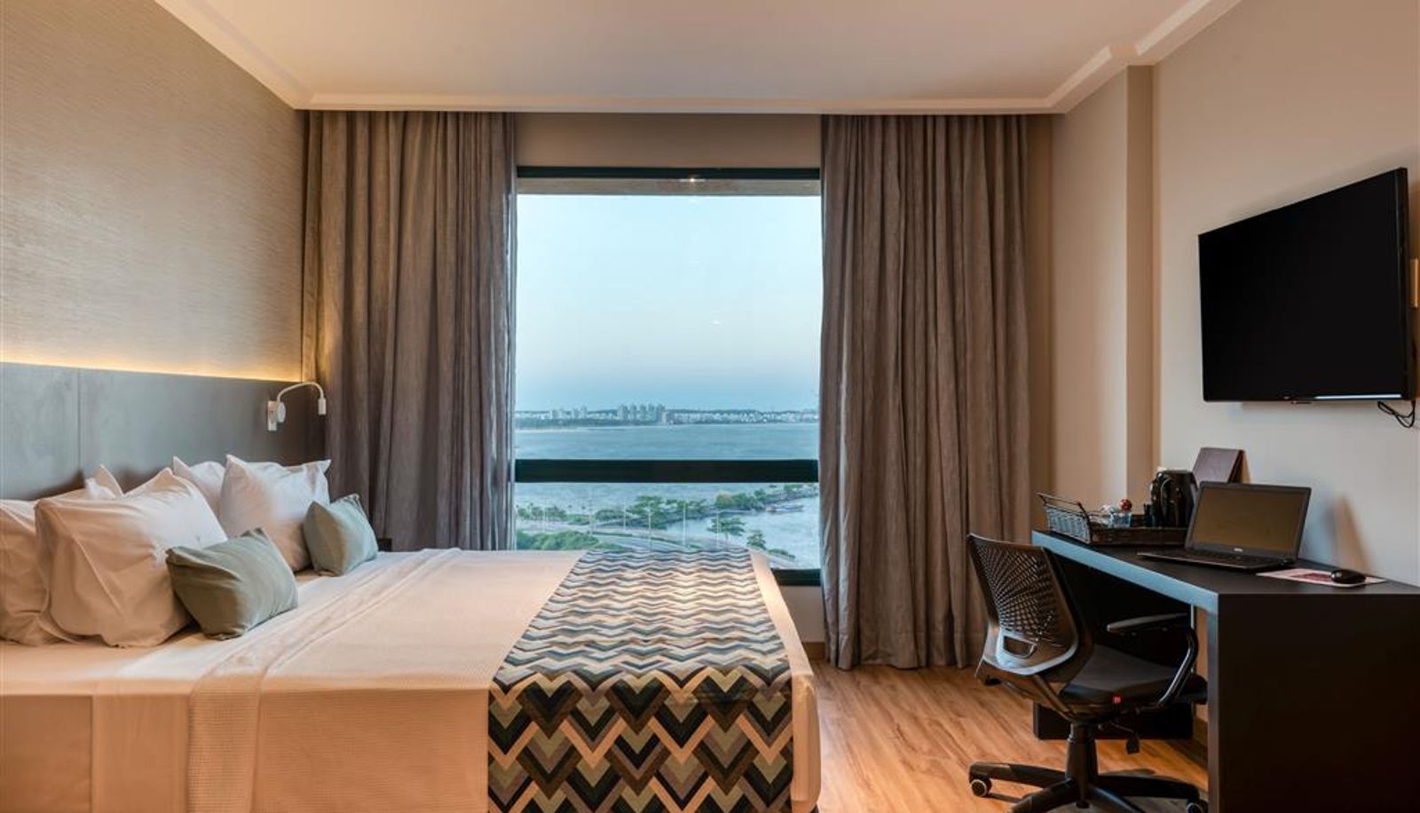 Habitación - Comfort Suites Vitoria
