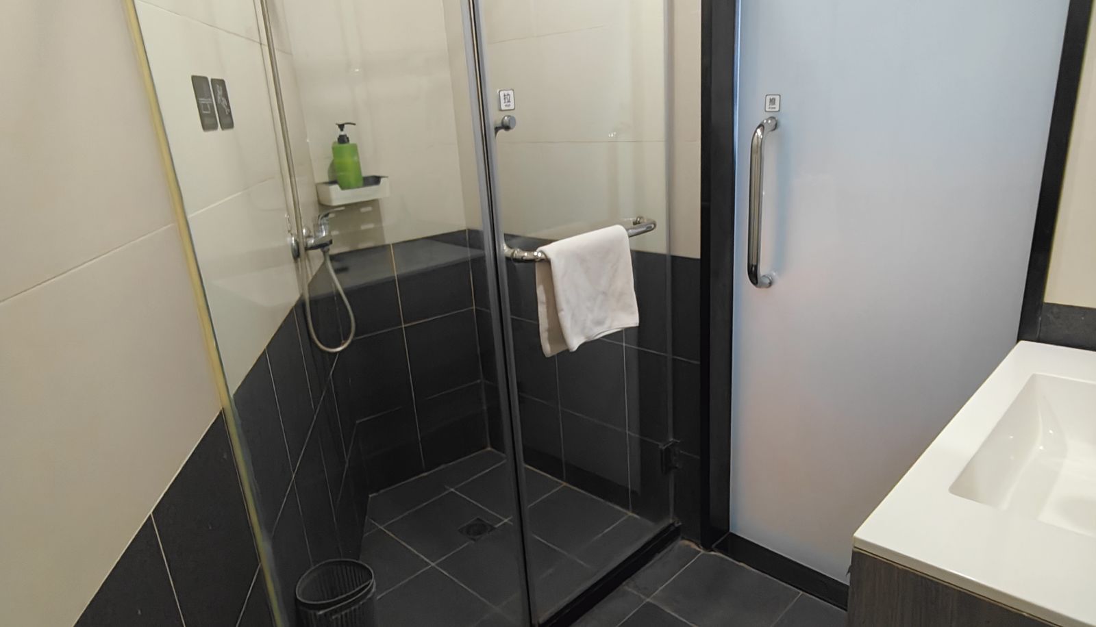 Kamer - Haiyou Beijing Jiaotong University Ximen Hotel