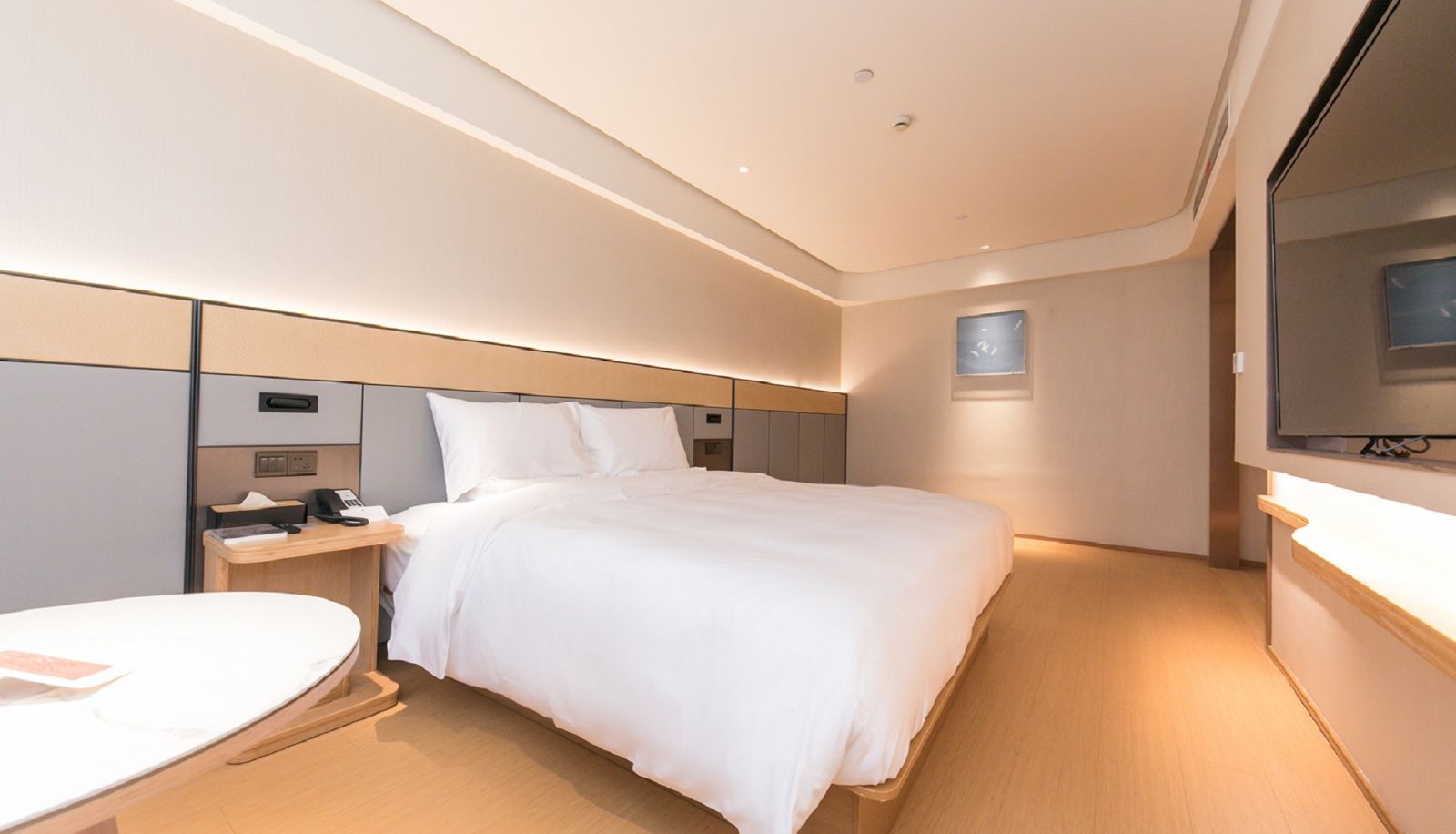Zimmer - All season Zhenjiang Railway Station South Square Hotel