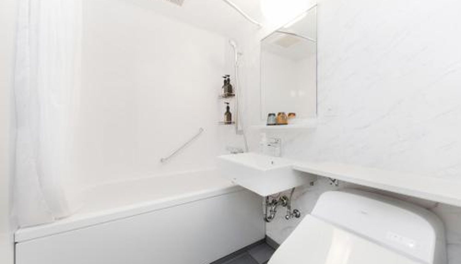 Badezimmer - THE KNOT SAPPORO