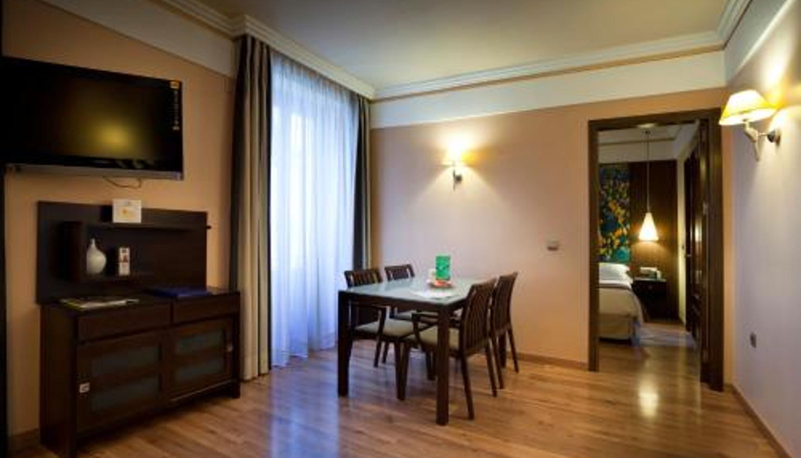 Suite - Suites Gran Vía 44