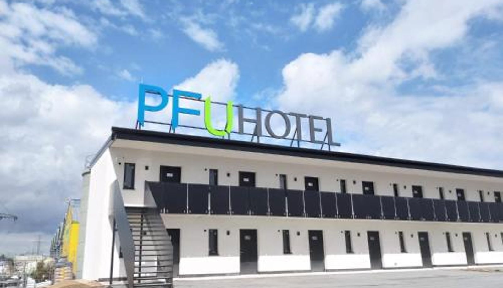 Buitenruimte van het hotel - PFU Hotel by WMM Hotels