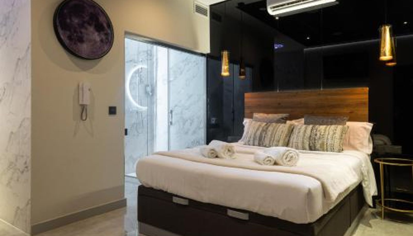 Info - DAOS Suites & Terrace Marbella