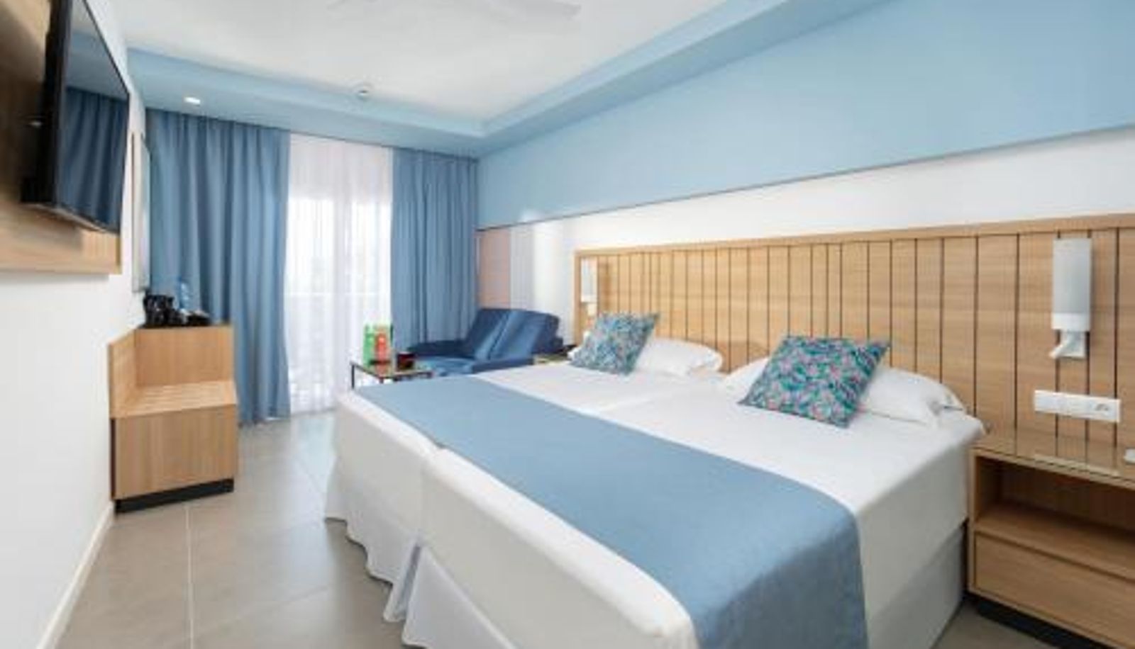 Room - Hotel Riu Palace Palmeras - All Inclusive