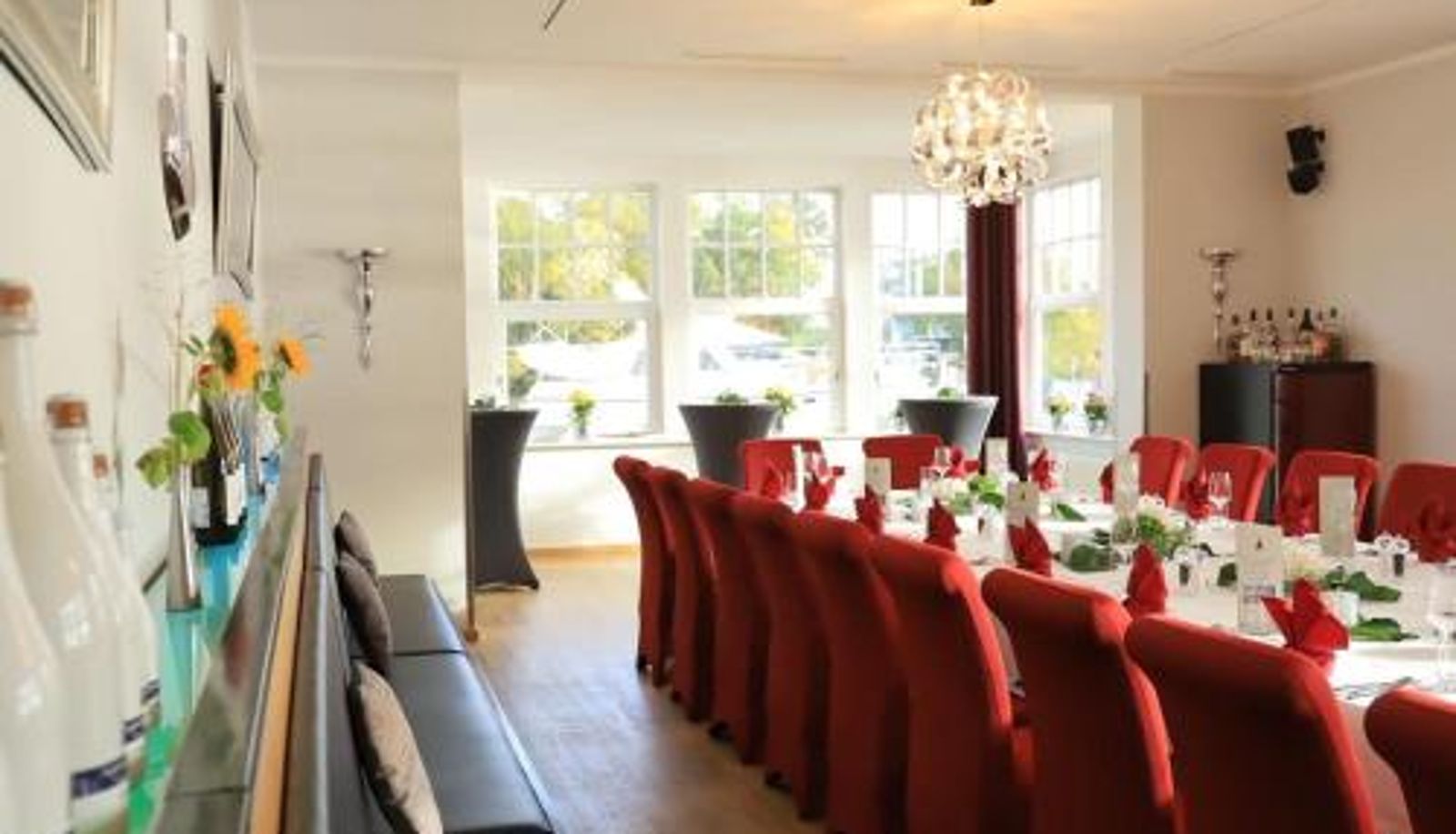 Sala de desayunos dentro del restaurante - Gästehaus am Schweriner See